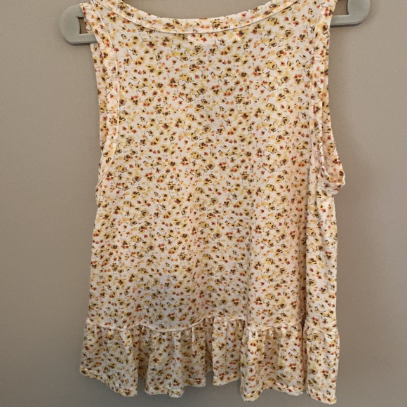 Darling Top - Picture 2 of 5